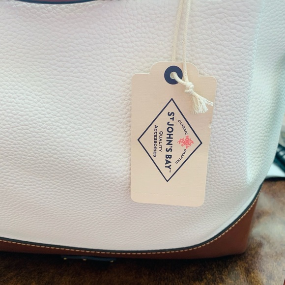 NEW ST JOHNS BAY MULTI COMPARTMENT WHITE & TAN PURSE W/LONG EXTENDED STRAP - Picture 5 of 10